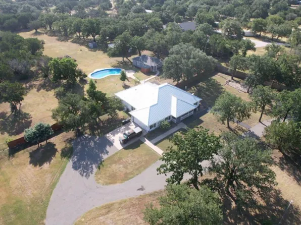 190 Young Ranch Rd, Georgetown, TX 78633