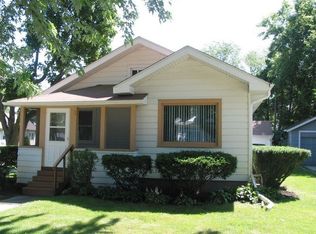 1 S Du Bois Ave, Elgin, IL 60123