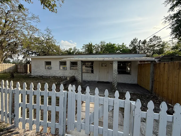 5074 Mapletree Ln — Photo 10