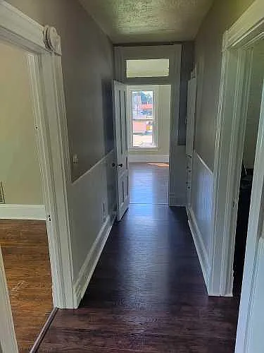 1 bed, $1,000 — Photo 1