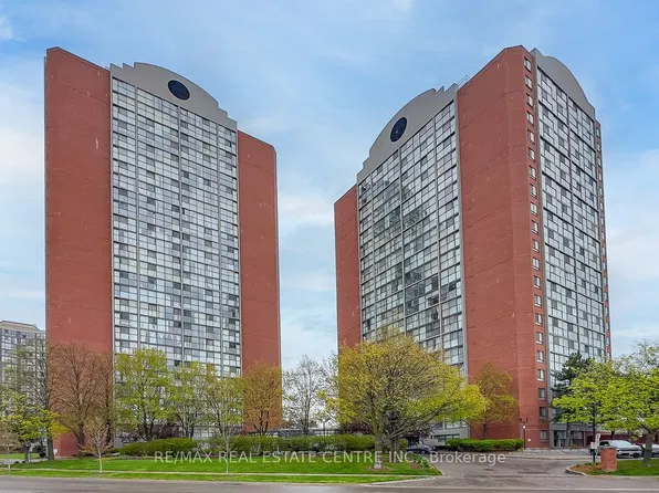 4205 Shipp Dr Unit 104, Mississauga, ON L4Z 2Y9