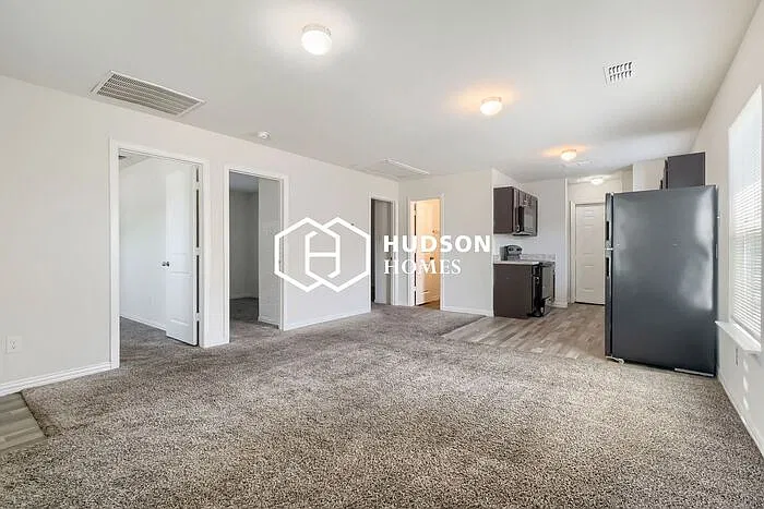 3408 Spring Ave — Photo 4