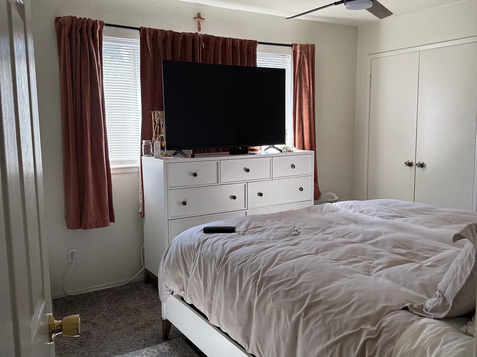 3 bed, 1366 sqft, $2,500 — Photo 3