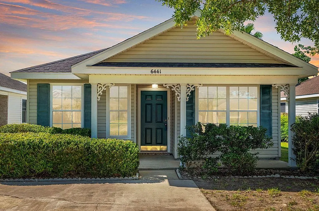 Property main image