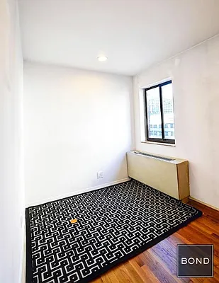 Rented by Bond New York | media 29