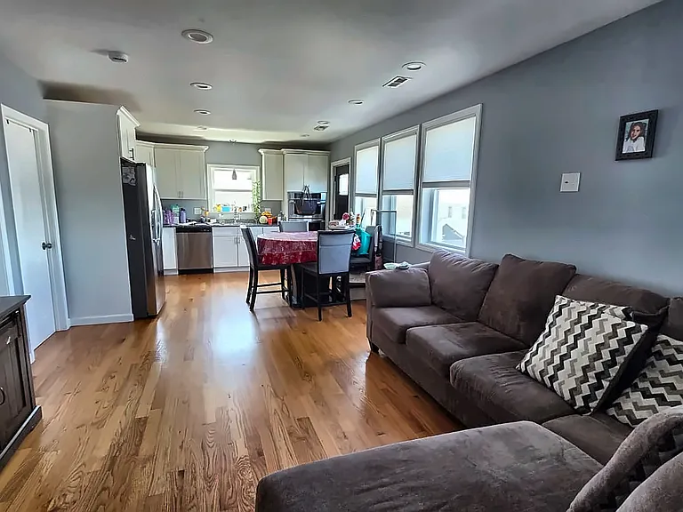 530 Mountain Ave #2 — Photo 2