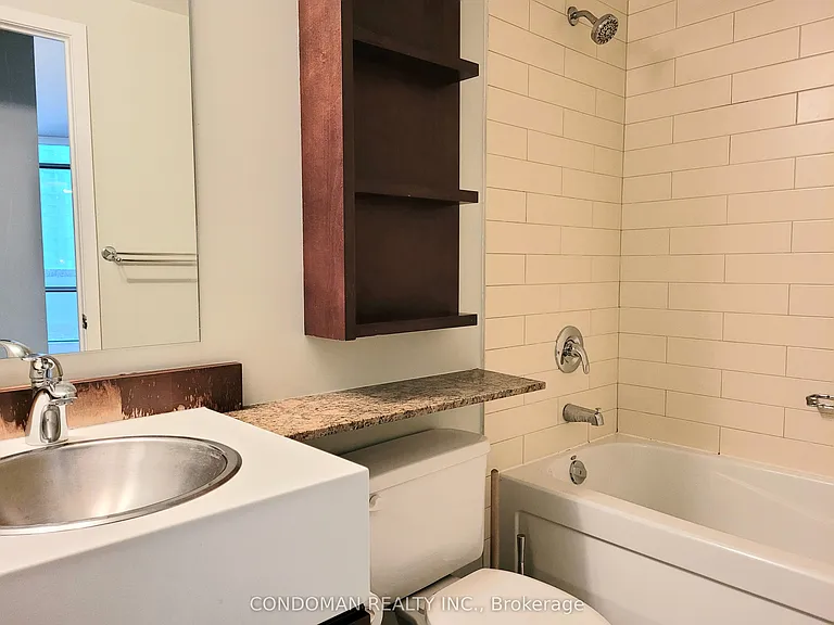 3 Navy Wharf Ct #603 — Photo 8