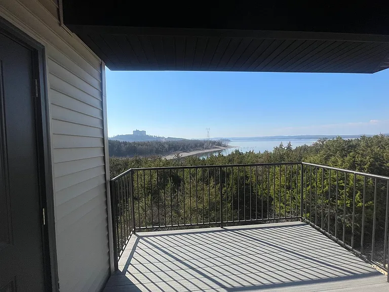 325 Majestic Dr #339 — Photo 1