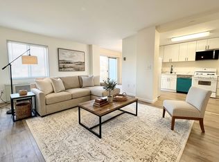 1111 University Blvd W APT 402, Silver Spring, MD 20902
