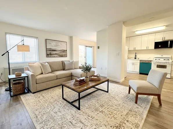 1111 University Blvd W, Silver Spring, MD