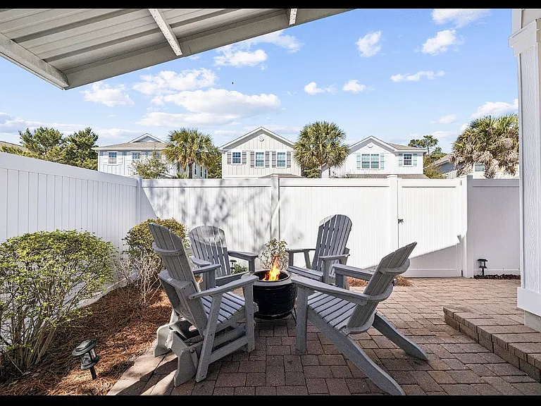 143 Grayling Way — Photo 3