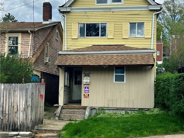4327 Haldane St, Pittsburgh, PA 15207