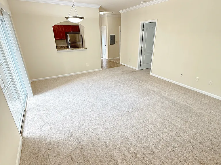Clairmont at Farmgate — Photo 35