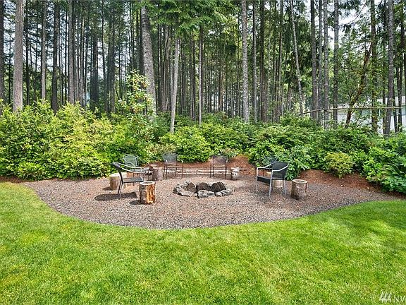 4th image of 7924 Crystal Manor Ln NW