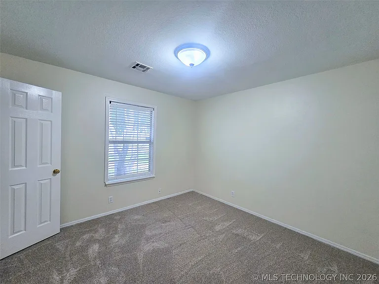 7434 S 95th East Ave — Photo 17