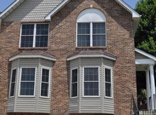 5701-5703 Parc Ridge Way, Saint Louis, MO 63139