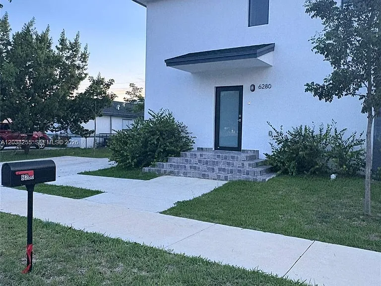 6280 NW 22nd Ct #2 — Photo 27
