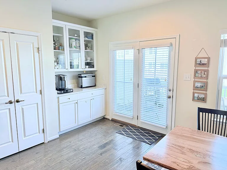 215 Quarry Point Rd — Photo 10