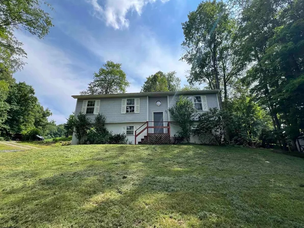 10 Hillview Ests, Morgantown, WV 26501
