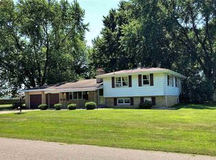 23020 Janiper Dr, Elkhart, IN 46517