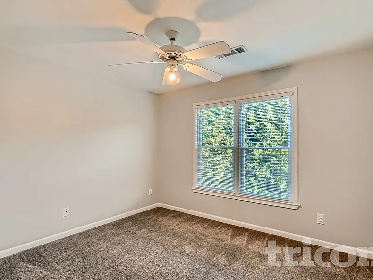 3587 Vern Way NE — Photo 17