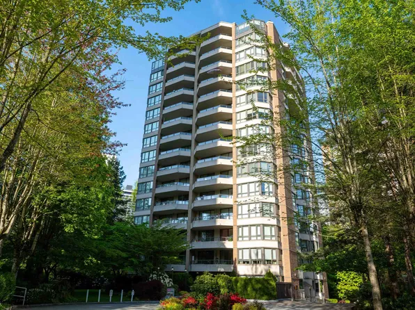 6152 Kathleen Ave #1503, Burnaby, BC V5H 4K8