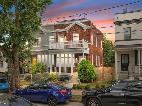 812 Tewkesbury Pl NW, Washington, DC 20012