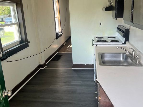 319 W Diamond St APT 2