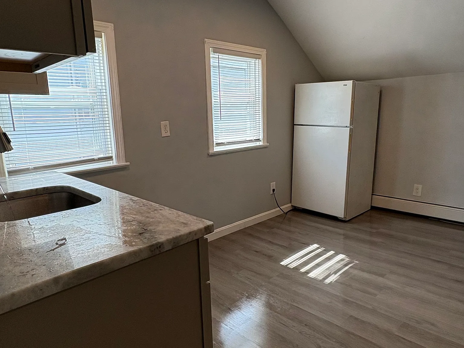 2 bed, $1,650 — Photo 2