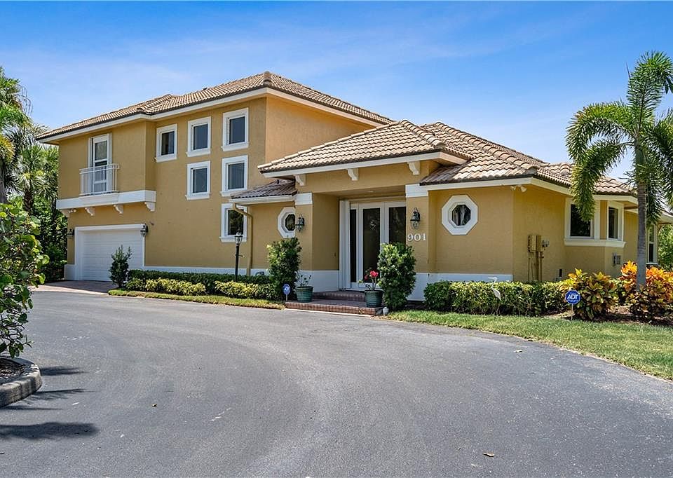 1st image of 901 Waters Edge Dr