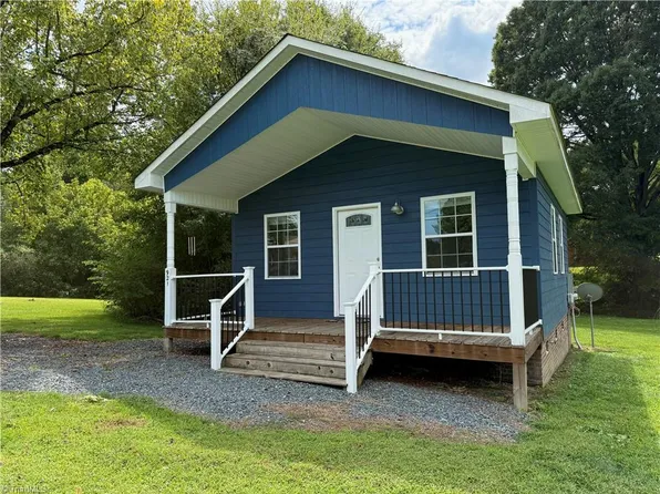 921 N Long Street Ext, Oakboro, NC 28129