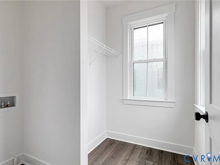 1823 W Cary St #A — Photo 27