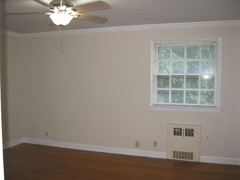 1438 Meads Rd — Photo 11