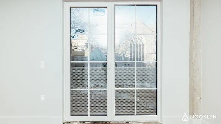 Rented by Nooklyn NYC LLC | media 89