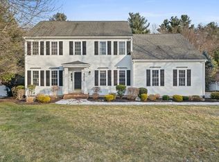 8 Ganawatte Dr, Walpole, MA 02081