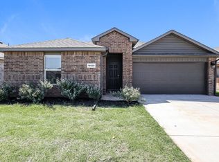 10520 SW 38th St, Mustang, OK 73064