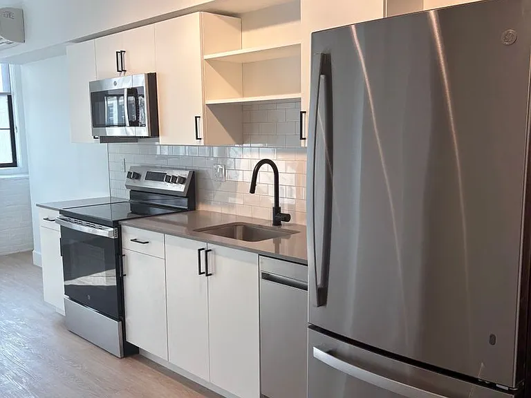 Essex St. Lofts — Photo 34