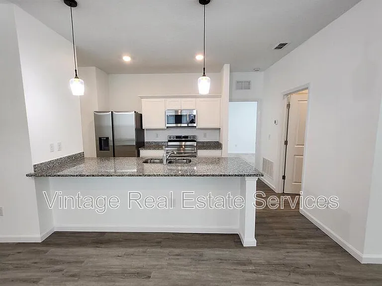 2340 Harris Hawk Ave — Photo 11