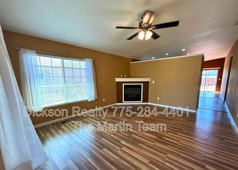 17630 White Tail Ct — Photo 3