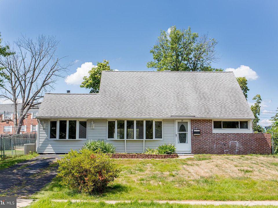15 Violet Rd, Levittown, PA 19057 Zillow