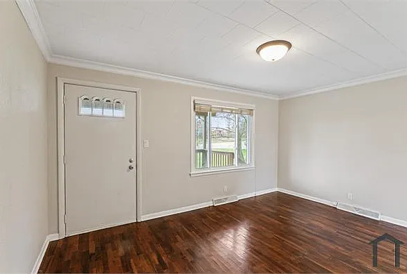 1141 W Cook Rd — Photo 9