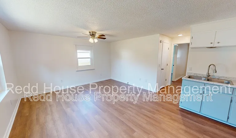 121 Grimes St #1 — Photo 7