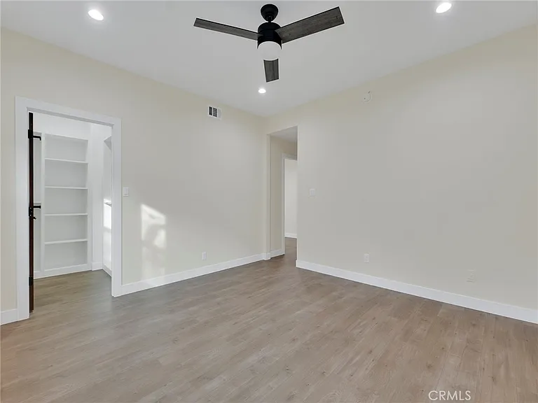 4530 Ensenada Dr — Photo 38