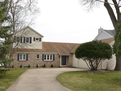 2522 E Shore Dr, Portage, MI, 49002
