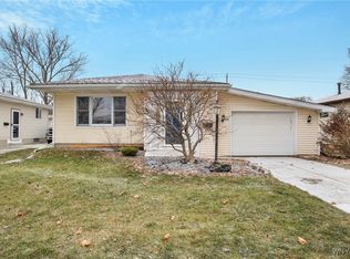 158 Autumn Lea Rd, Depew, NY 14043