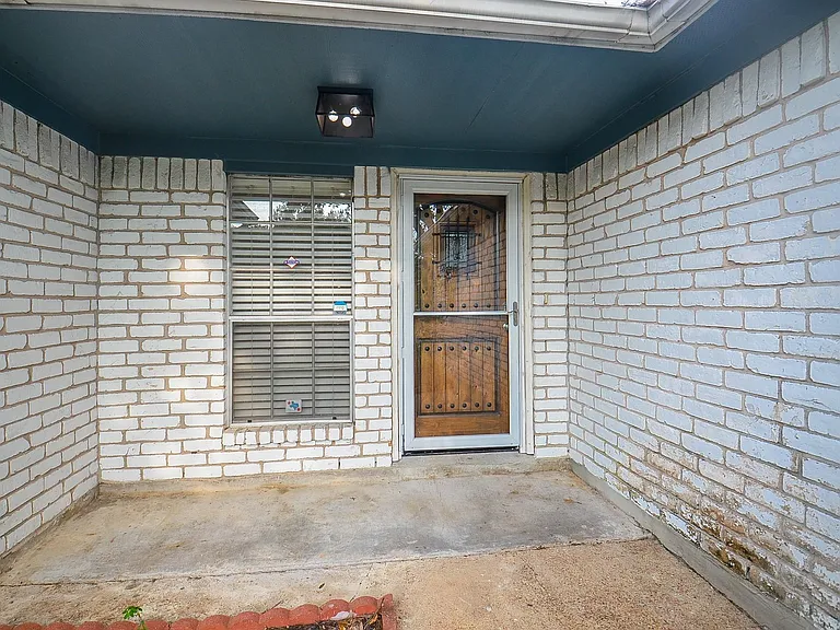 3722 Brier Gardens Dr — Photo 12