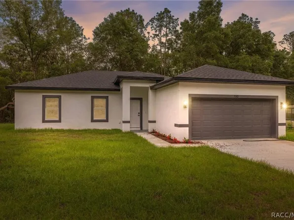 732 W Macroy Pl, Dunnellon, FL 34434