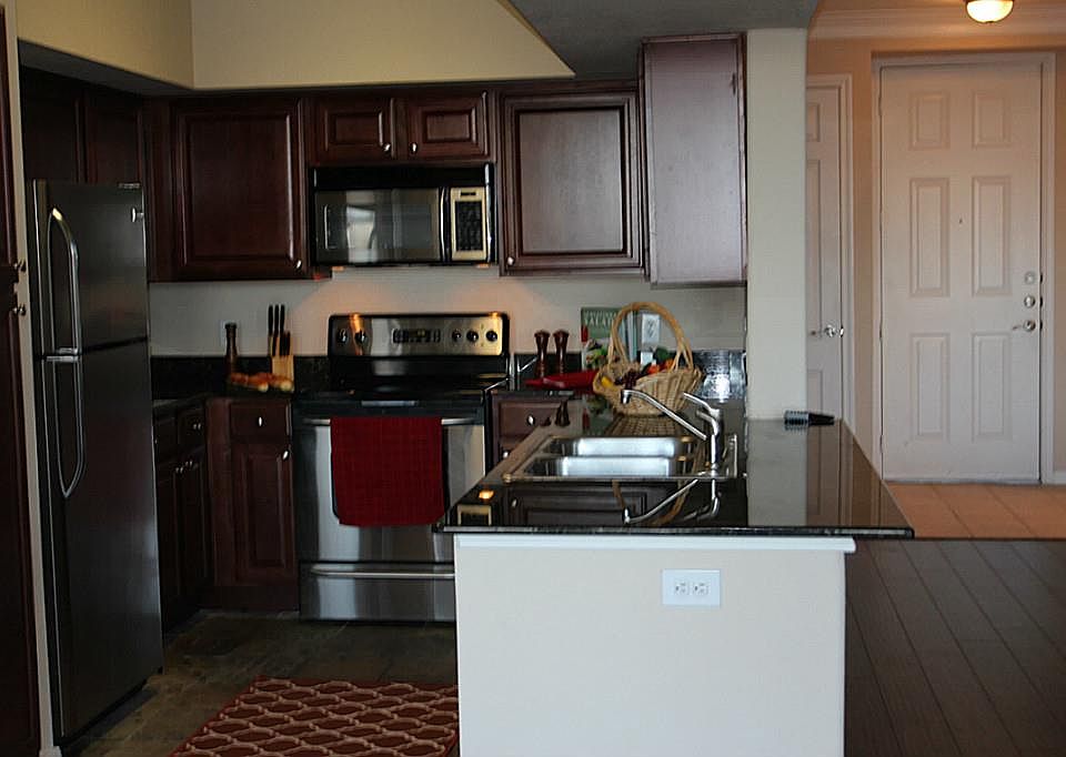 1st image of 7575 Kirby Dr APT 2310