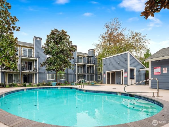 12607 SE 41st Place #H106, Bellevue, WA 98006