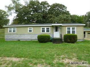 17331 Gardners Ln, Dubuque, IA 52001